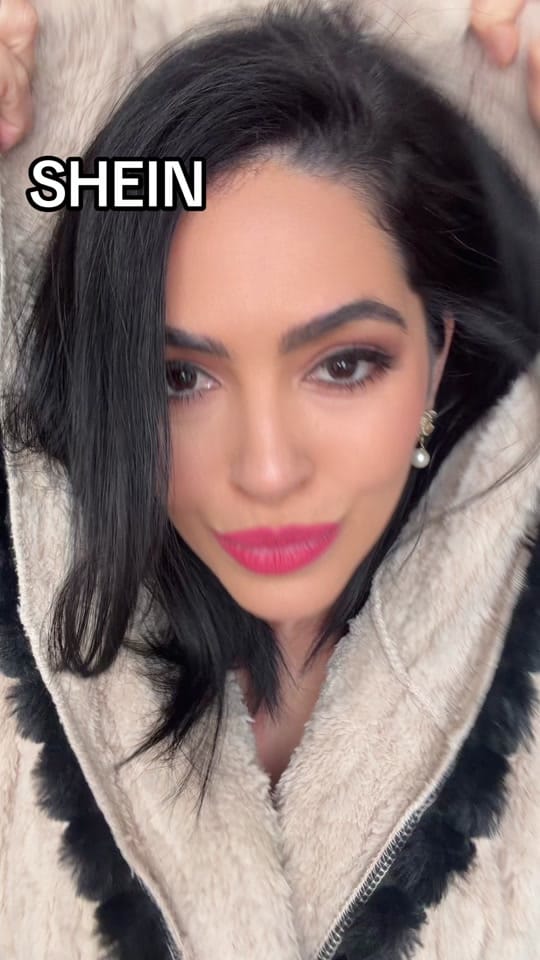 Post 3 by Kely Souza on TikTok (video)