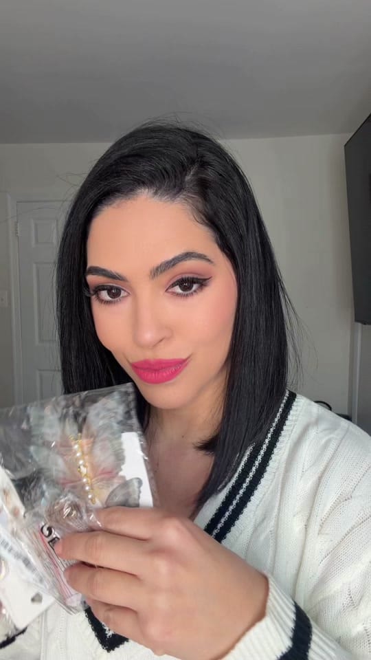 Post 6 by Kely Souza on TikTok (video)