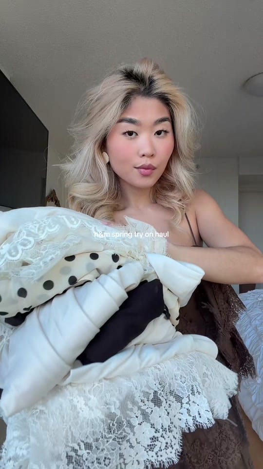 Post 7 by Youna Byun on TikTok (video)