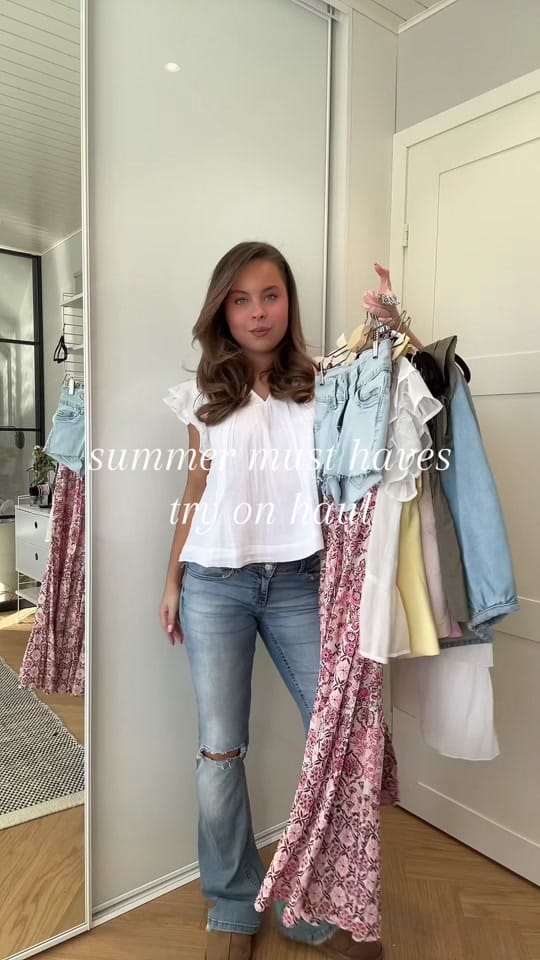 Post 9 by Anni Olivia Tukeva on TikTok (video)