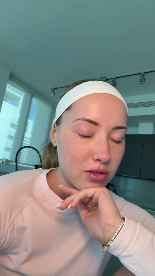 Post 7 by Pineapplebrat on TikTok (video)