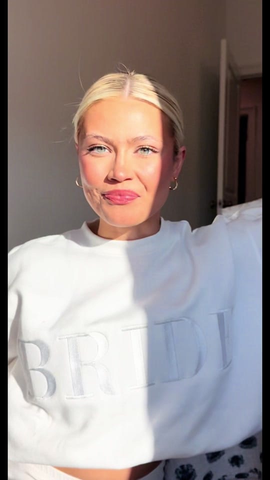 Post 9 by Laura Ann Hopkinson on TikTok (video)