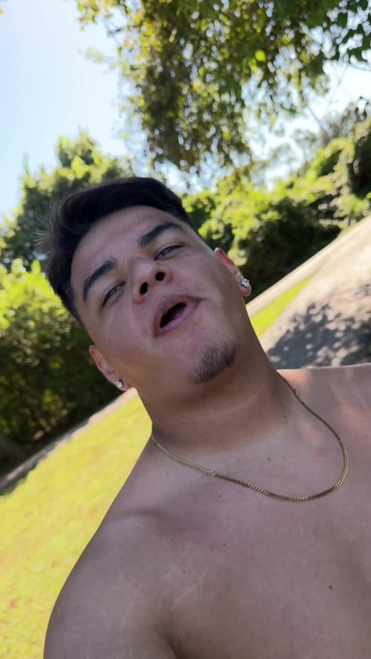 Post 6 by Ariel Acosta on TikTok (video)