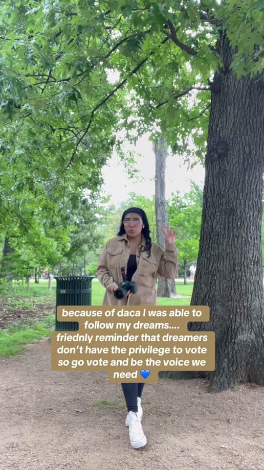 Post 2 by Leslie - Houston Photographer on TikTok (video)