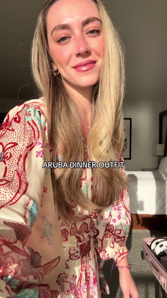 Post 2 by Alexandra Jacobs on TikTok (video)