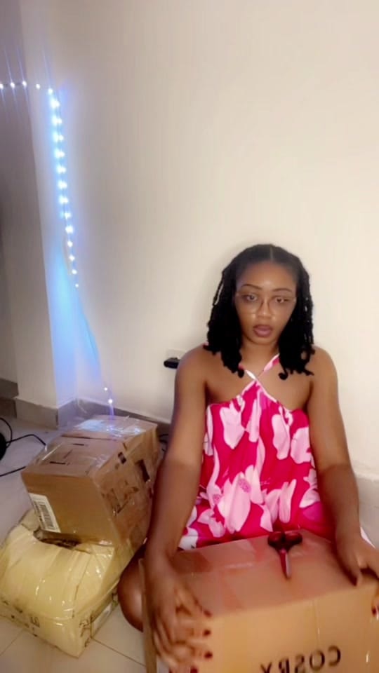Post 1 by skinkr.cm on TikTok (video)