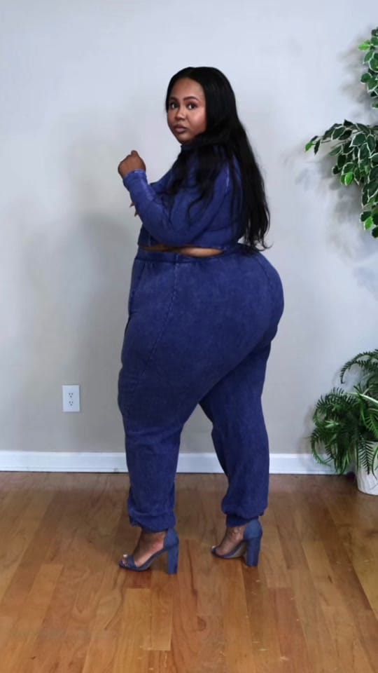 Post 3 by britneyschanel on TikTok (video)