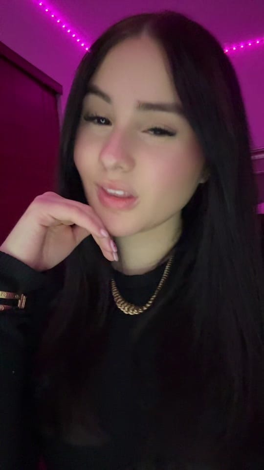 Post 8 by karol 😉 on TikTok (video)