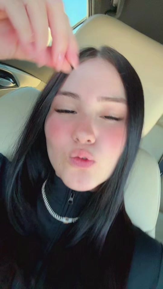 Post 6 by karol 😉 on TikTok (video)