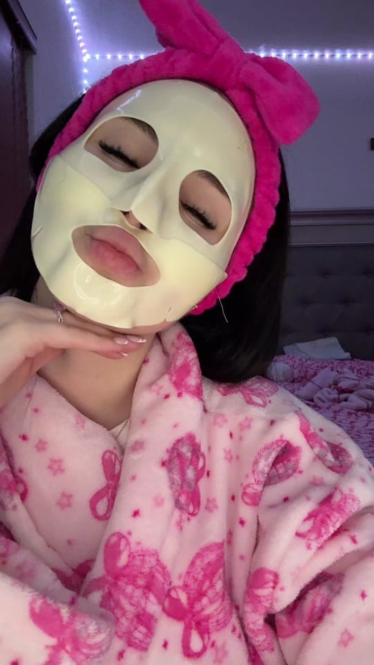 Post 3 by karol 😉 on TikTok (video)