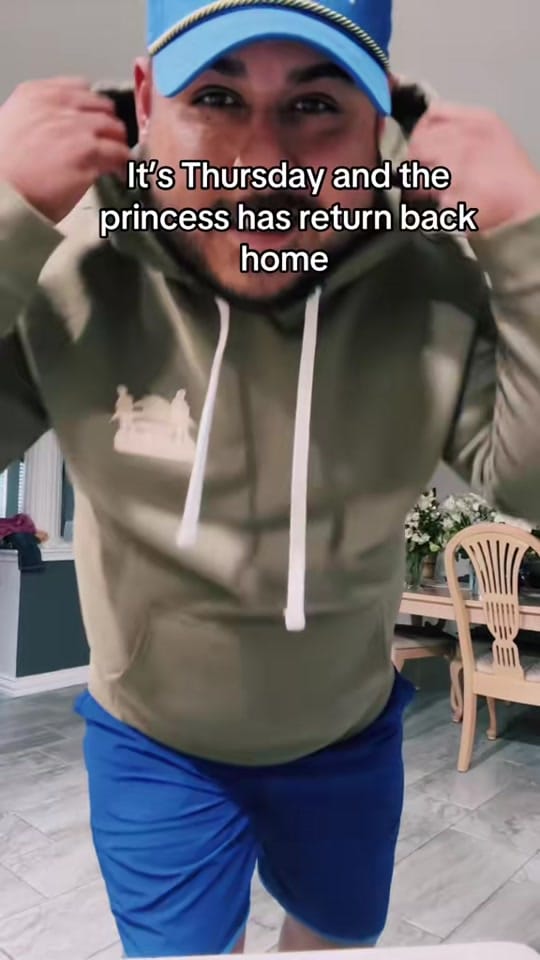 Post 2 by lion5424_ on TikTok (video)