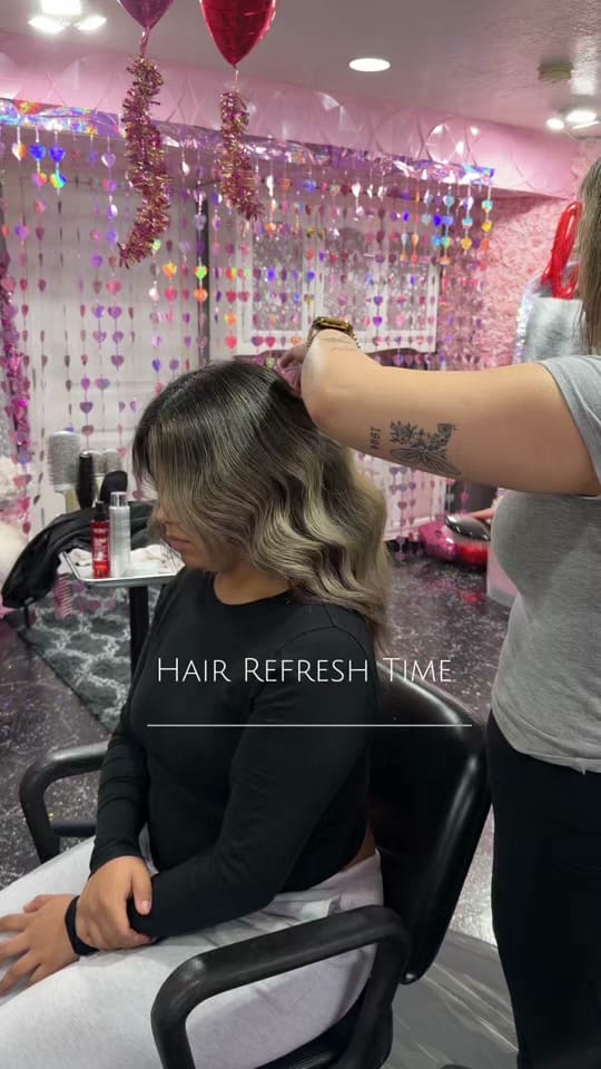 Post 3 by Kimm on TikTok (video)
