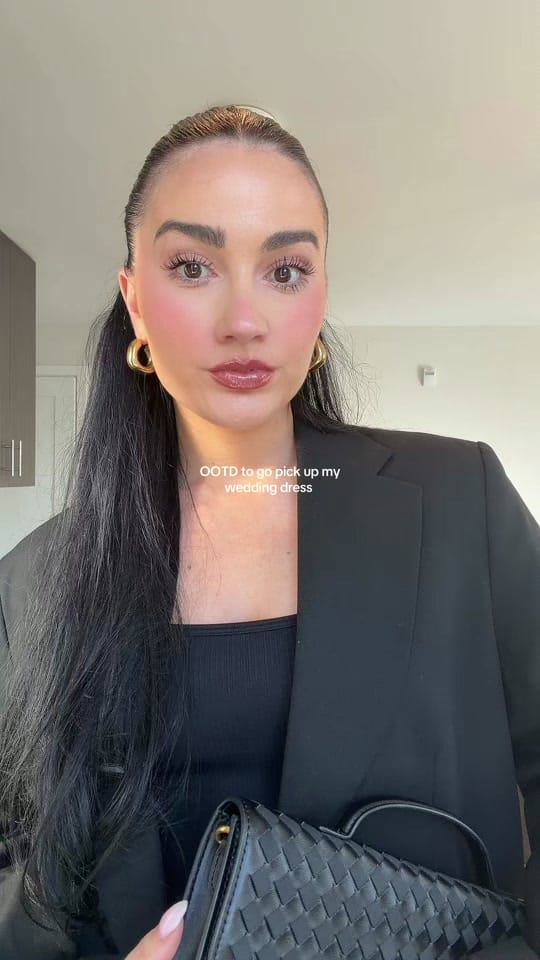 Post 1 by Courtney Casole on TikTok (video)