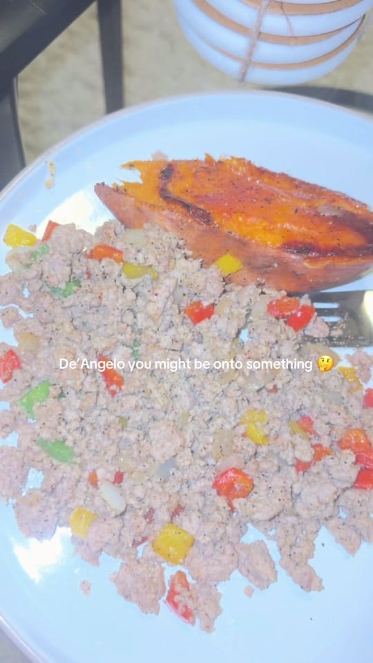 Post 6 by Ari | Creator ✨ on TikTok (video)