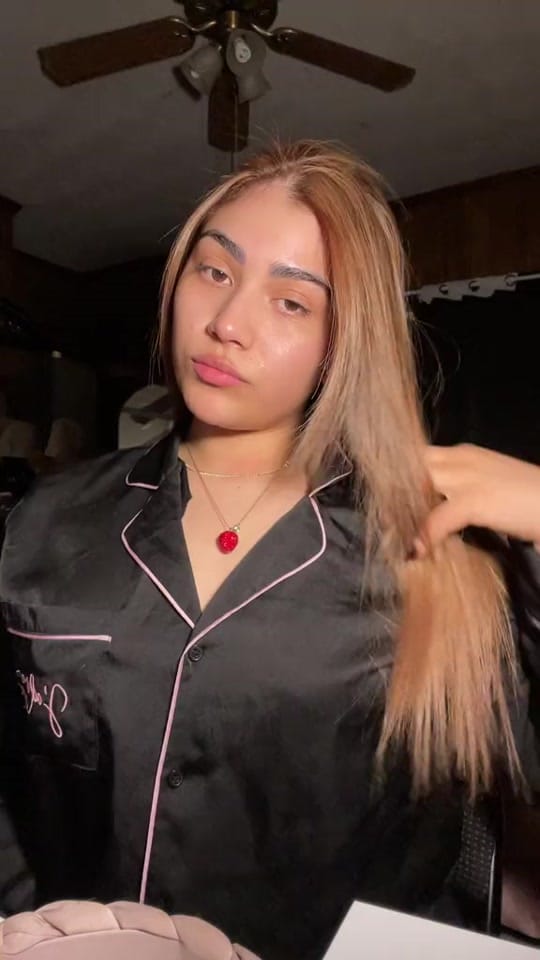Post 1 by ANDRE | inst: Andrea_naye🪞💌 on TikTok (video)