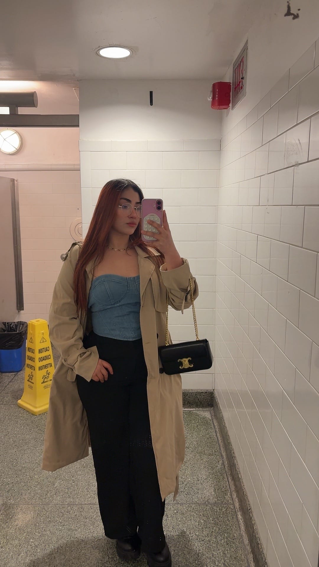 Post 7 by ANDRE | inst: Andrea_naye🪞💌 on TikTok (video)