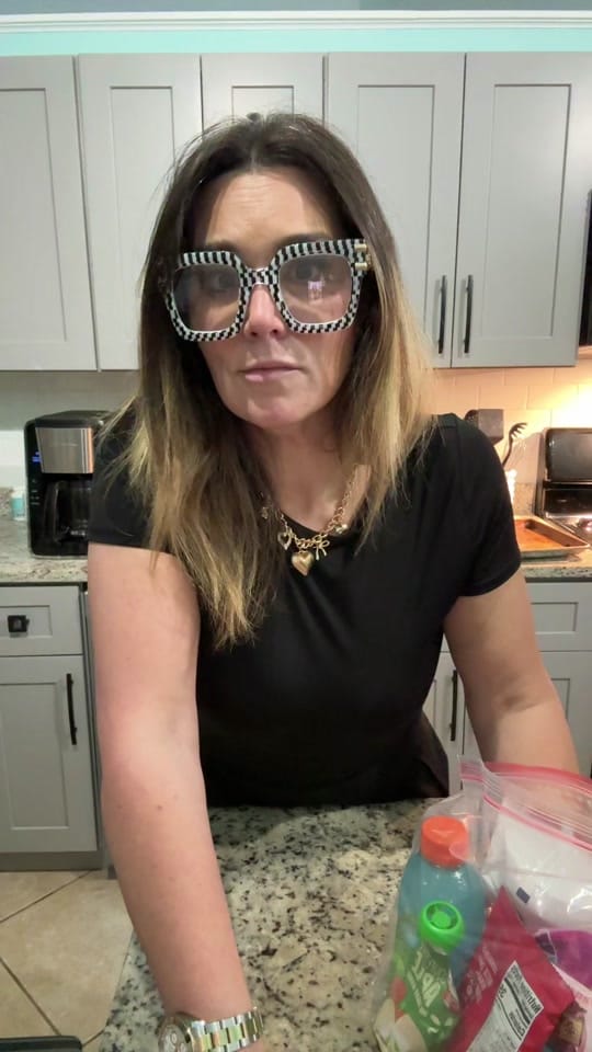 Post 6 by Stacey's losing it on TikTok (video)