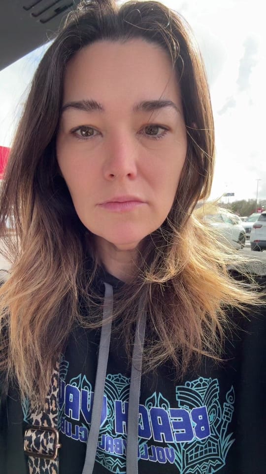 Post 5 by Stacey's losing it on TikTok (video)