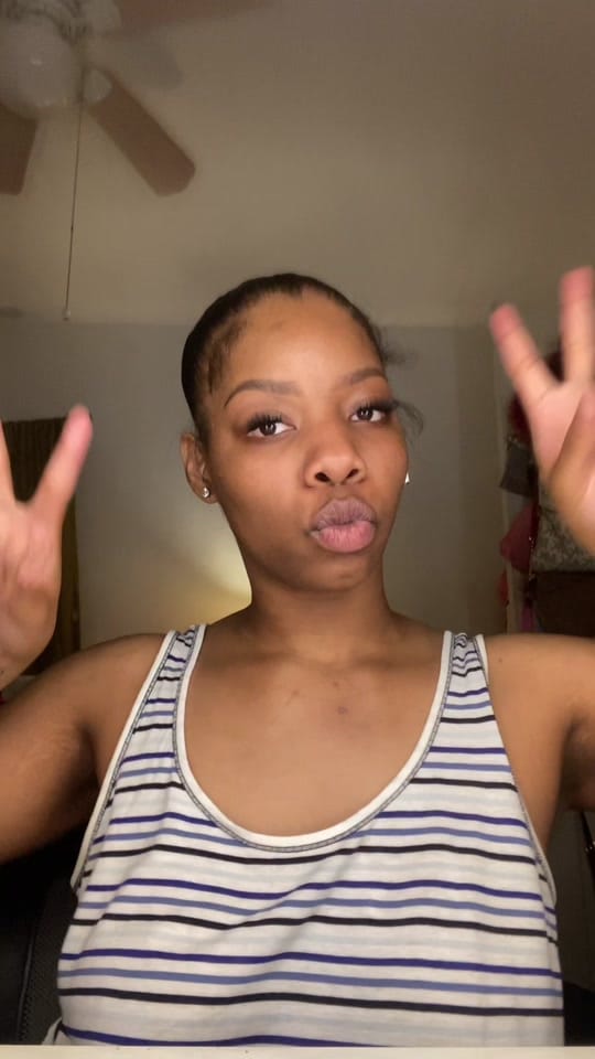 Post 4 by missleiani☆| content creator on TikTok (video)