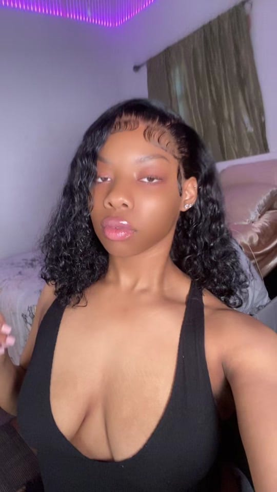 Post 2 by missleiani☆| content creator on TikTok (video)
