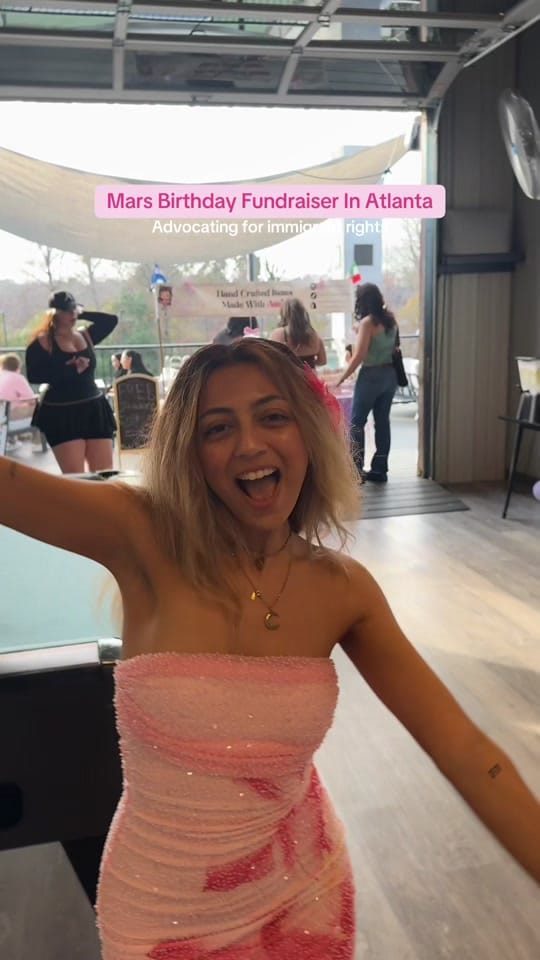 Post 2 by Arianaa :) on TikTok (video)