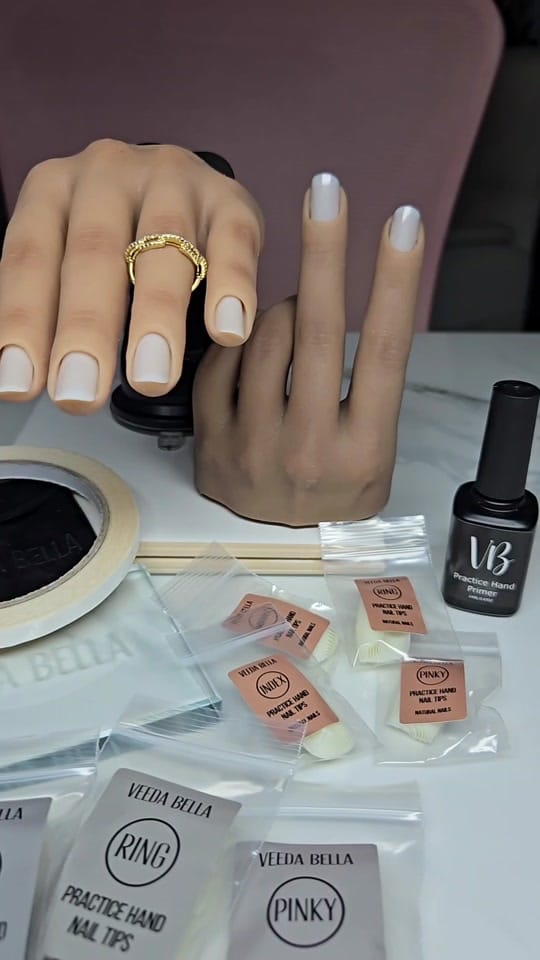 Post 3 by Katheli_Studio on TikTok (video)