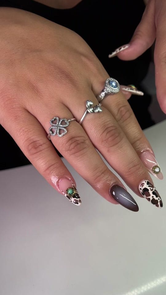 Post 7 by Nailsbyjailin on TikTok (video)