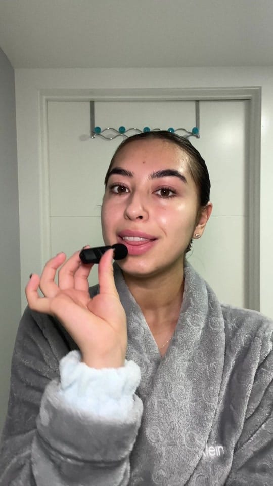 Post 3 by Valentina Alzate on TikTok (video)