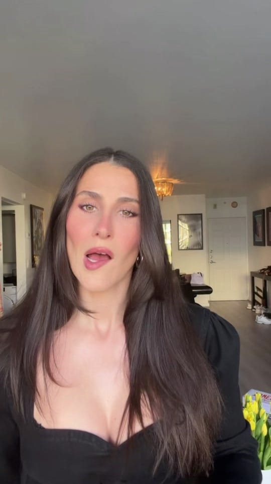 Post 5 by Emilie on TikTok (video)