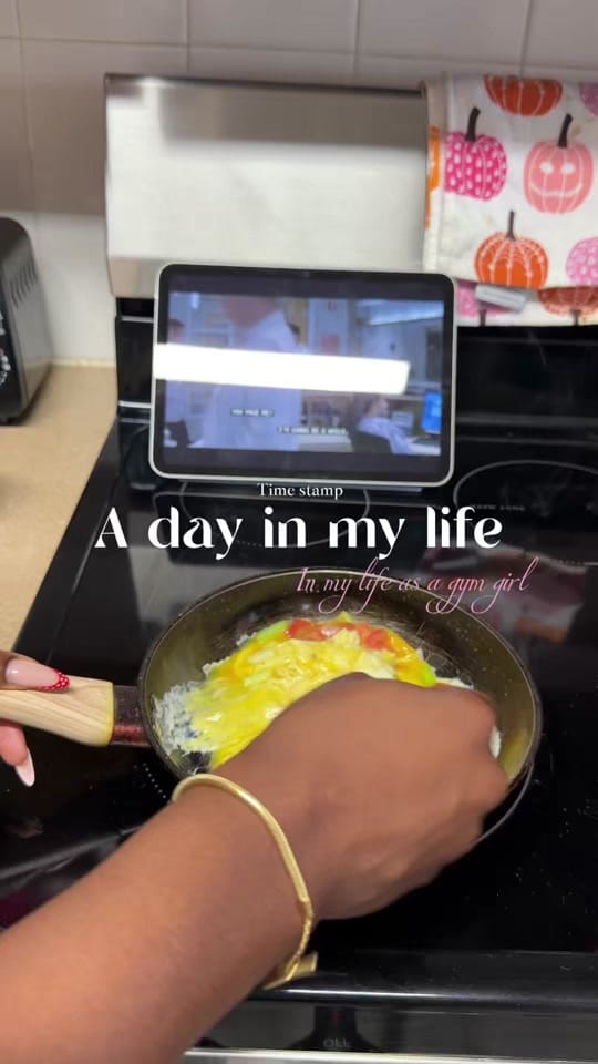 Post 8 by Ari 🦋 on TikTok (video)
