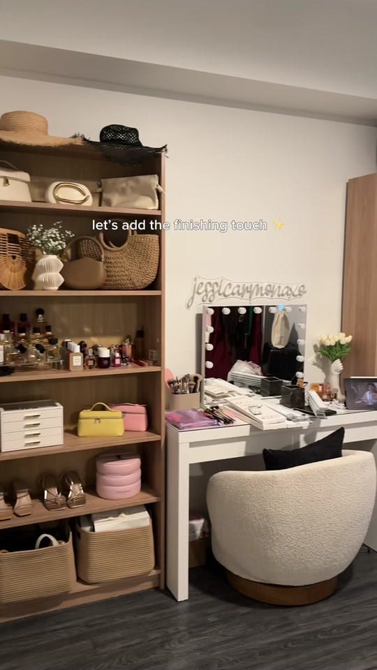 Post 9 by jessica on TikTok (video)