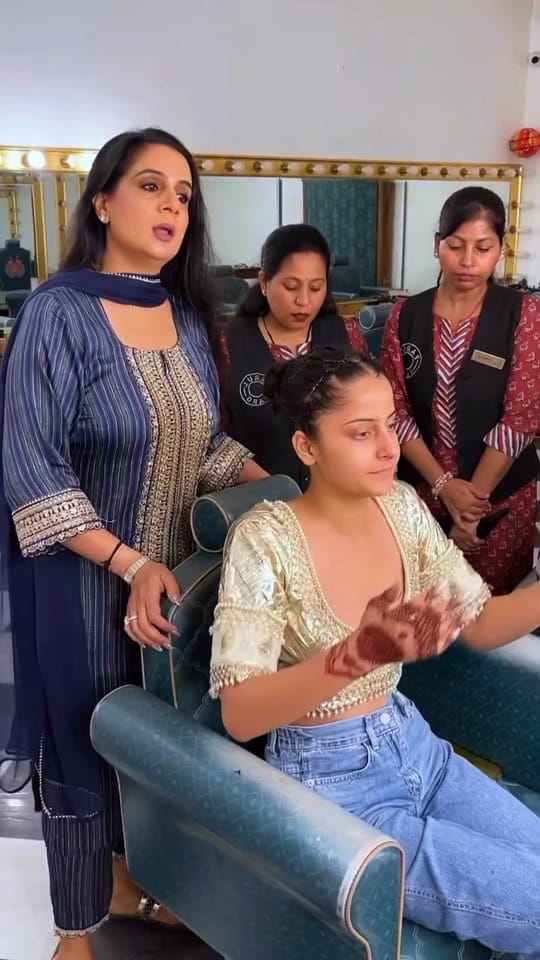 Post 7 by Makeup by Parul Garg on TikTok (video)