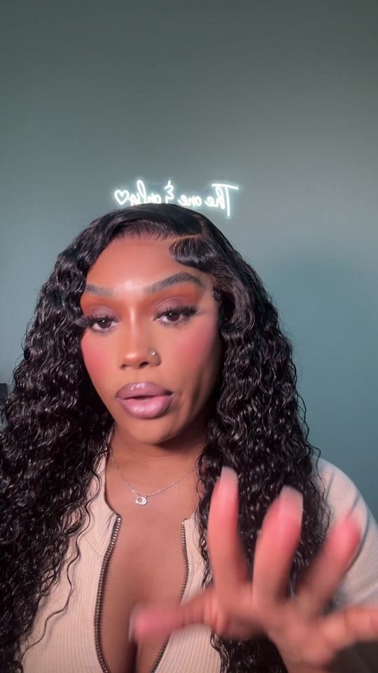 Post 1 by Cashni Davis on TikTok (video)