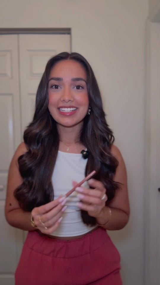 Post 6 by Saily Romero on TikTok (video)