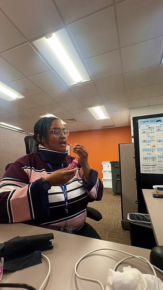 Post 10 by VibingConRuth | Creator on TikTok (video)