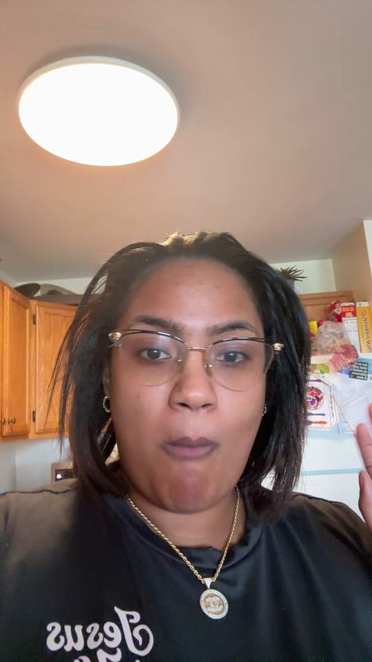 Post 4 by VibingConRuth | Creator on TikTok (video)