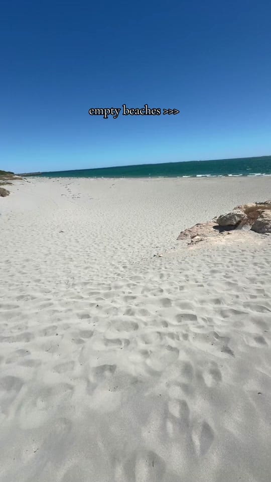 Post 10 by ana ♕ on TikTok (video)