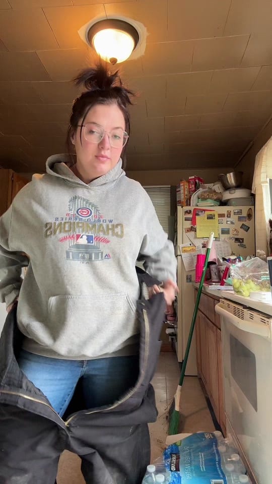Post 3 by Tay on TikTok (video)