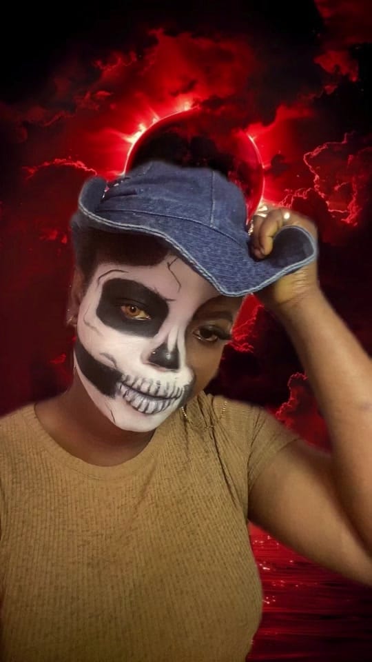 Post 2 by Rich'sMakeup1 on TikTok (video)