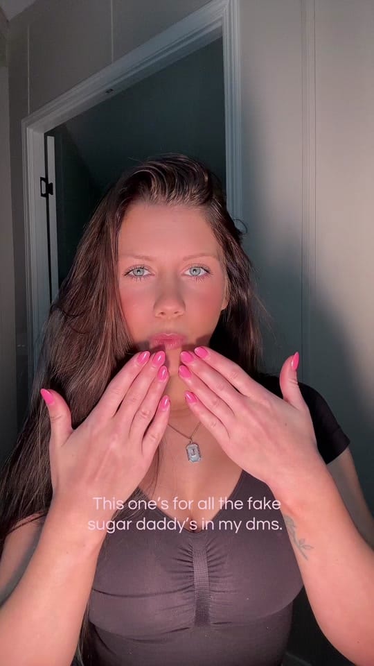 Post 8 by L Y L L Y A N 🫶🏻🎀 on TikTok (video)