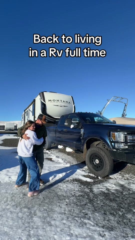 Post 3 by Ester / blue collar wife / 23 on TikTok (video)