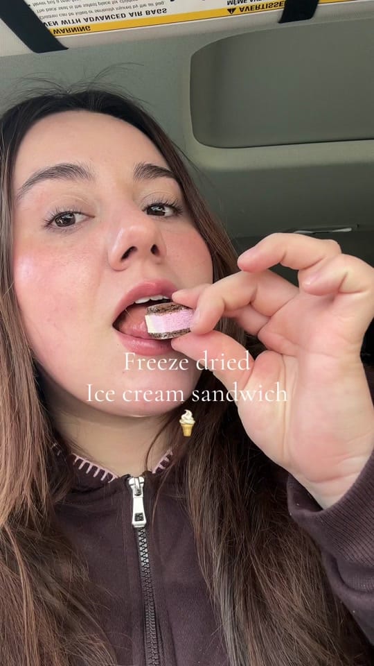 Post 2 by ♡ Yulitza ♡ on TikTok (video)
