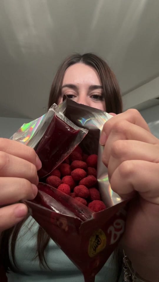 Post 4 by ♡ Yulitza ♡ on TikTok (video)
