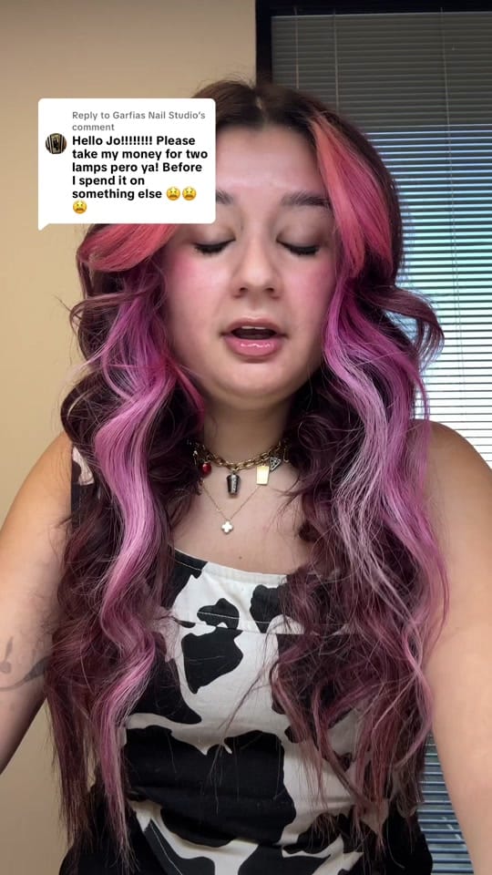 Post 1 by joluxnails on TikTok (video)