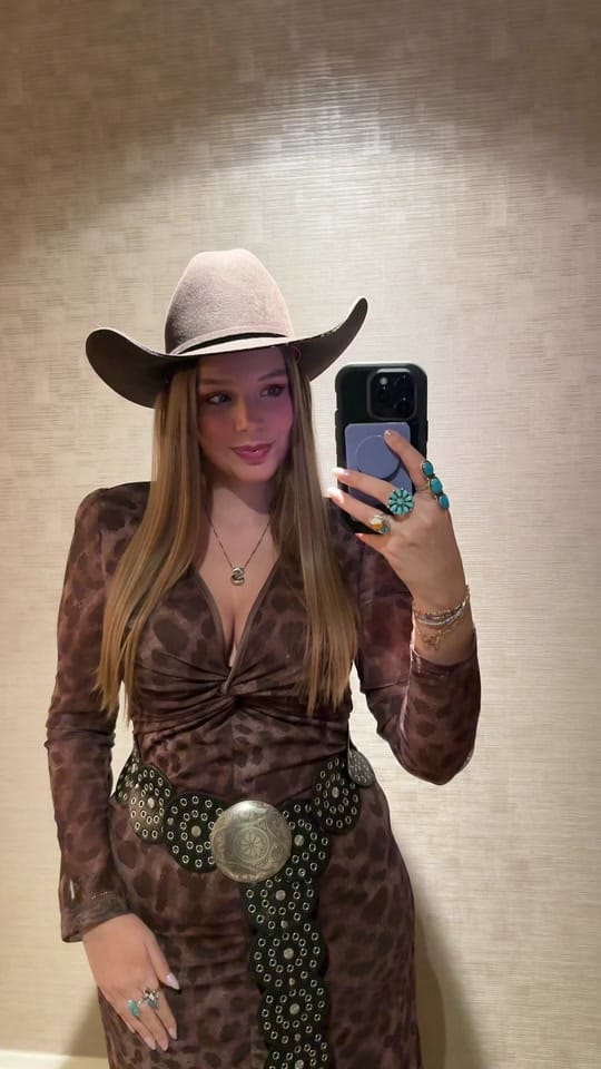 Post 7 by sadieharvey5 on TikTok (video)