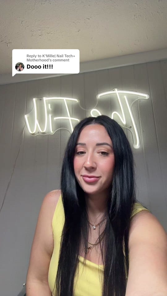 Post 7 by thatnailgirlsara on TikTok (video)