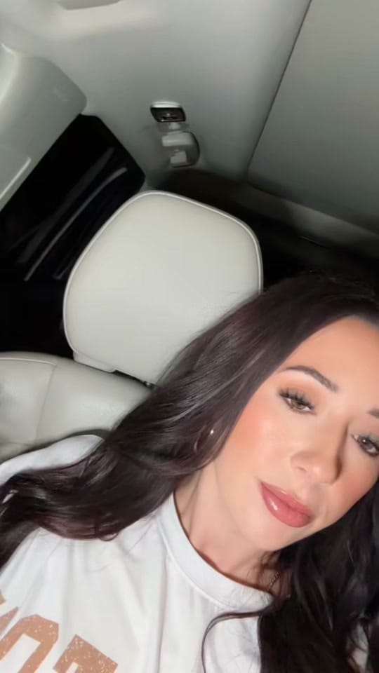 Post 5 by thatnailgirlsara on TikTok (video)