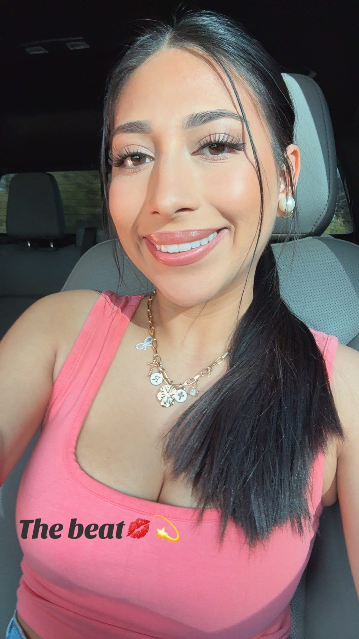 Post 6 by Julianne on TikTok (video)
