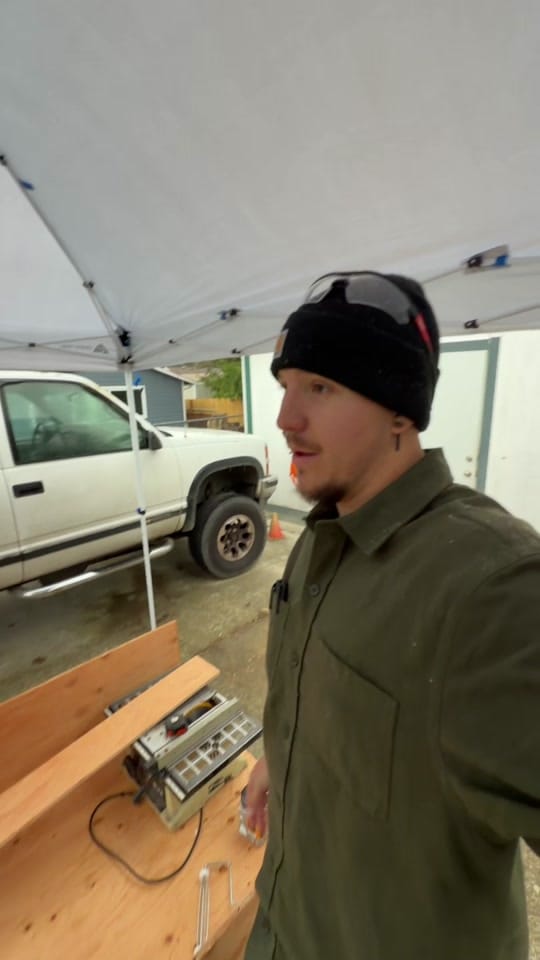 Post 3 by Rob and Lu on the move on TikTok (video)