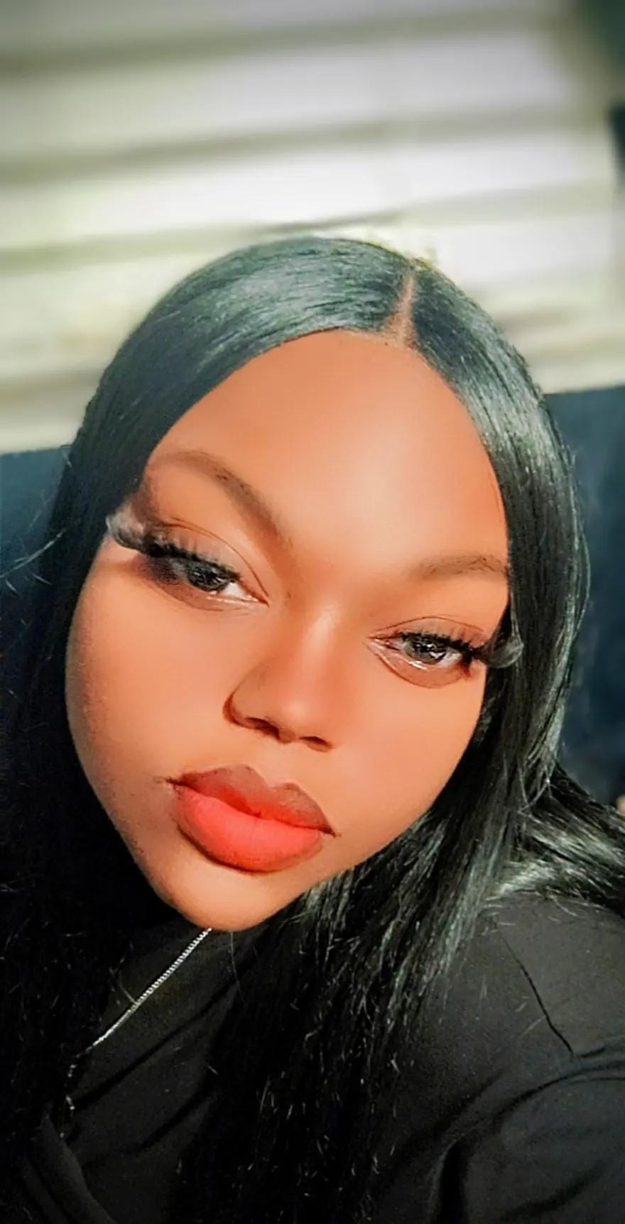 Post 3 by queen30_ on TikTok (video)